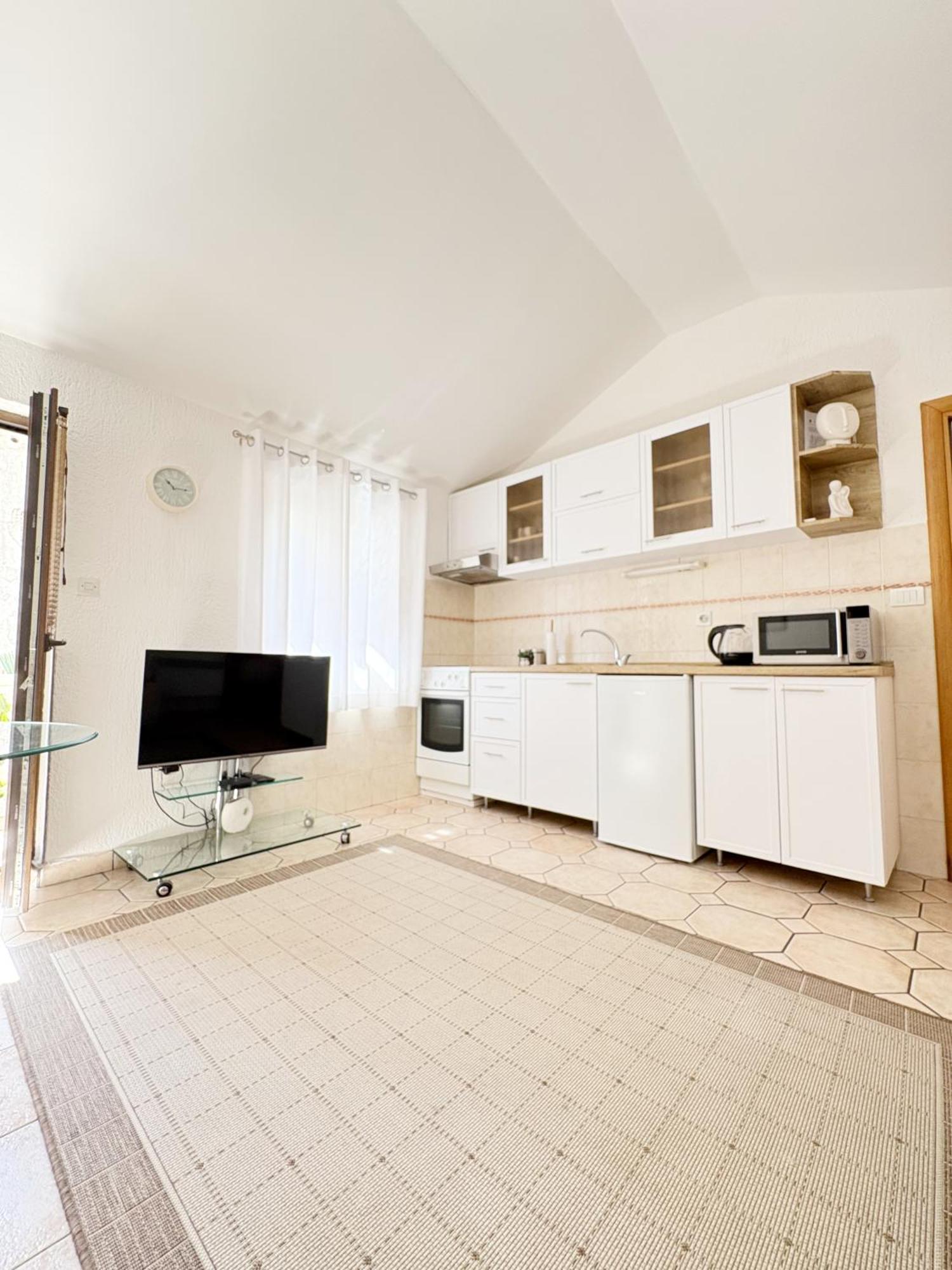 S&P City Center Apartments Kotor Exterior foto
